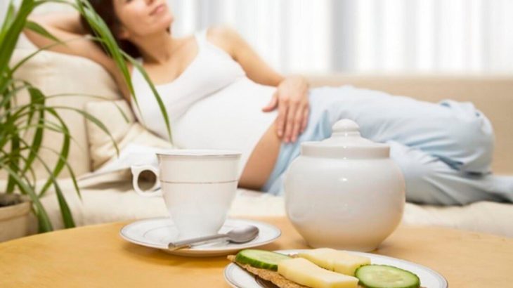 Bà bầu có nên ăn yến chưng? Chế độ ăn thế nào là chuẩn?