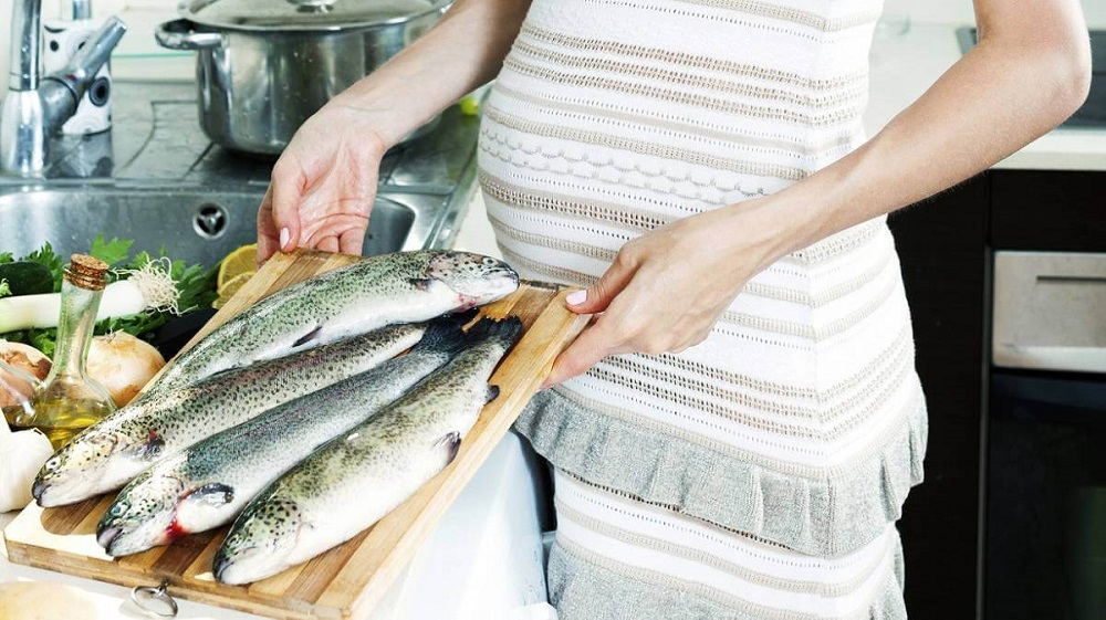 Bà bầu nên ăn cá gì và không nên ăn loại cá gì khi mang thai?